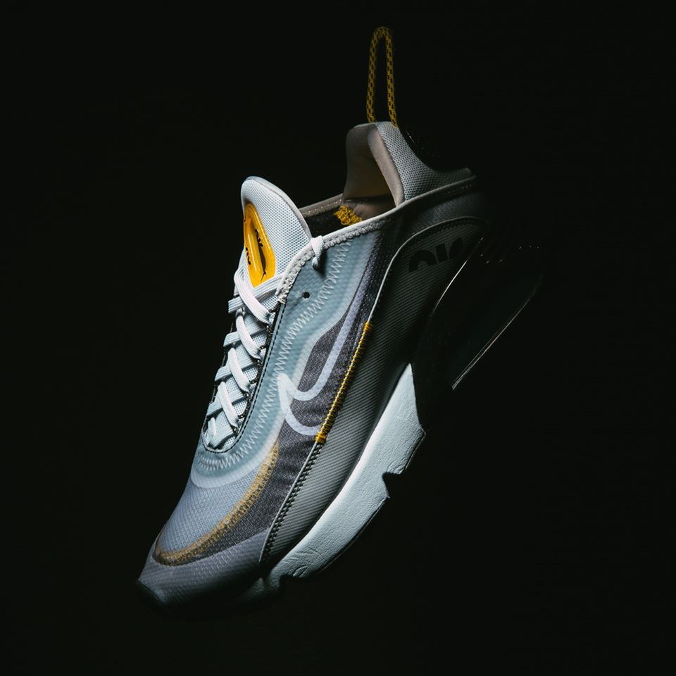 แนะนำ NIKE AIR MAX 2090 สนีกเกอร์ที่หลายคนอยากได้ วางจำหน่ายในไทยแล้ววันนี้