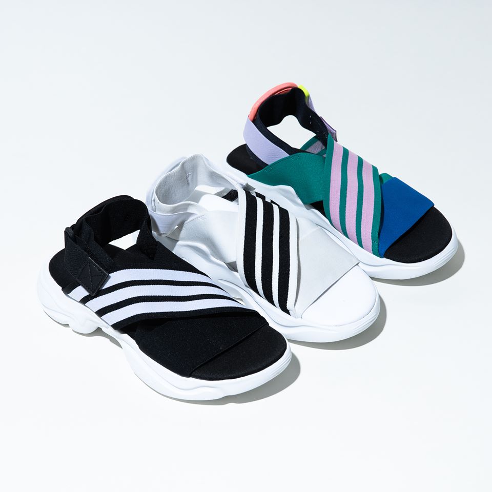 แนะนำรองเท้าซานดอล ADIDAS W MAGMUR SANDAL ต้อนรับซัมเมอร์นี้ รับรองว่าสวยโดนใจคนชอบเดิน