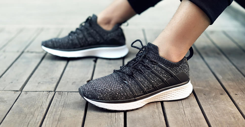 แนะนำรองเท้า Mi Sports Sneakers 2 สนีกเกอร์ดีไซน์หรู คุณภาพดี ราคาสุดคุ้มจาก Xiaomi วางจำหน่ายในไทยแล้ววันนี้ ราคาเบาๆ