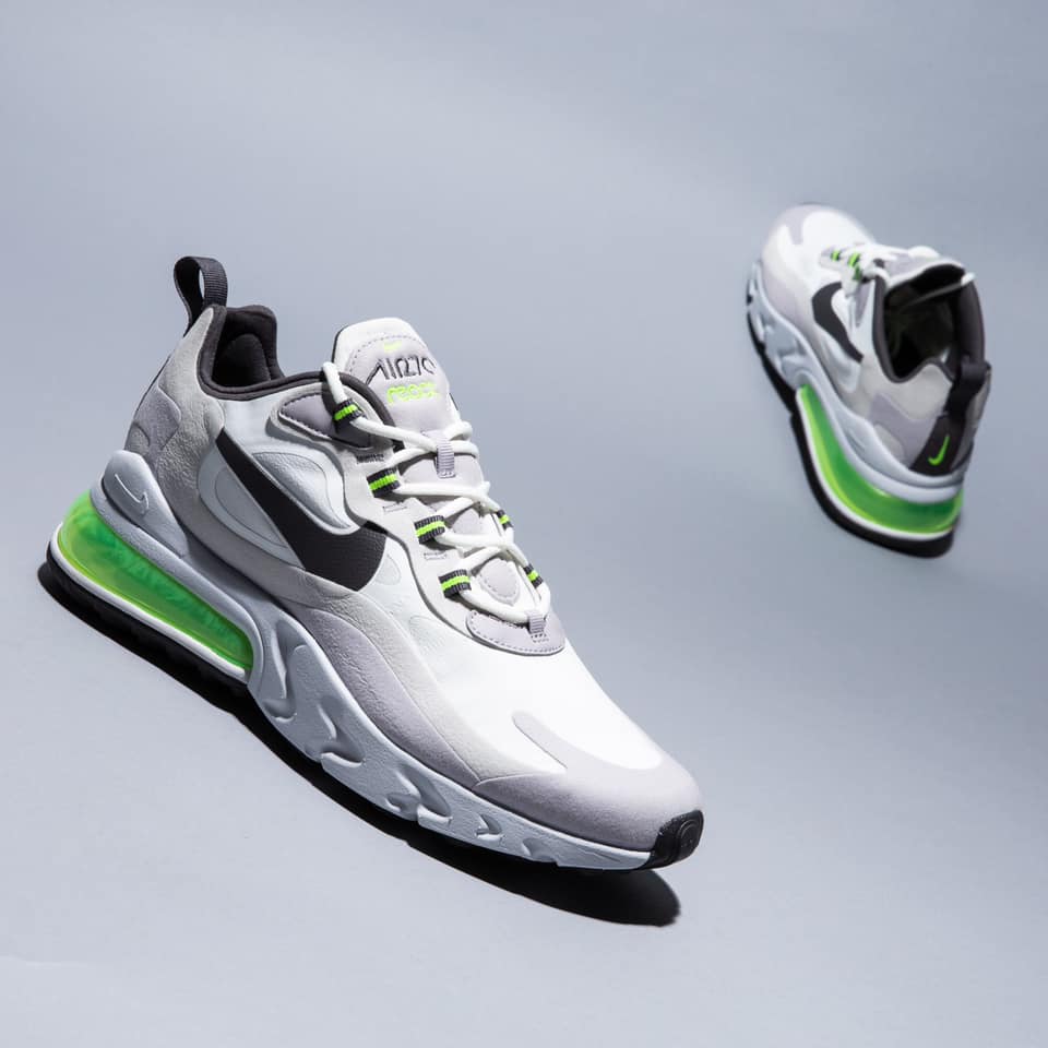 แนะนำรองเท้า Nike Air Max 270 React สนีกเกอร์สุดเท่ สวยงามล้ำสมัยประสานสุดยอดเทคโนโลยีรองเท้าเพื่อความสบายทุกย่างก้าว 