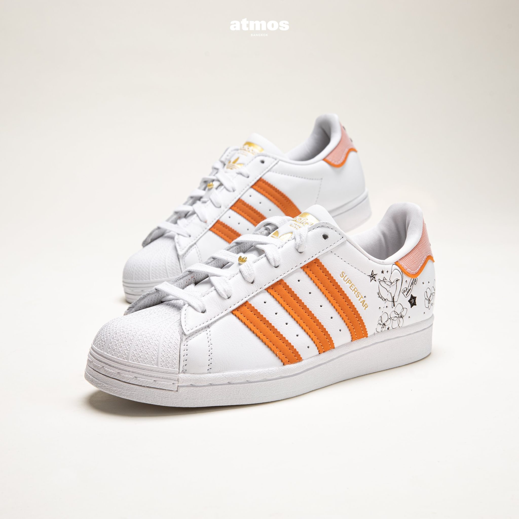รับซัมเมอร์นี้กับรองเท้า adidas SUPERSTAR W สนีกเกอร์สวยๆ มาใหม่ สำหรับสาวๆ