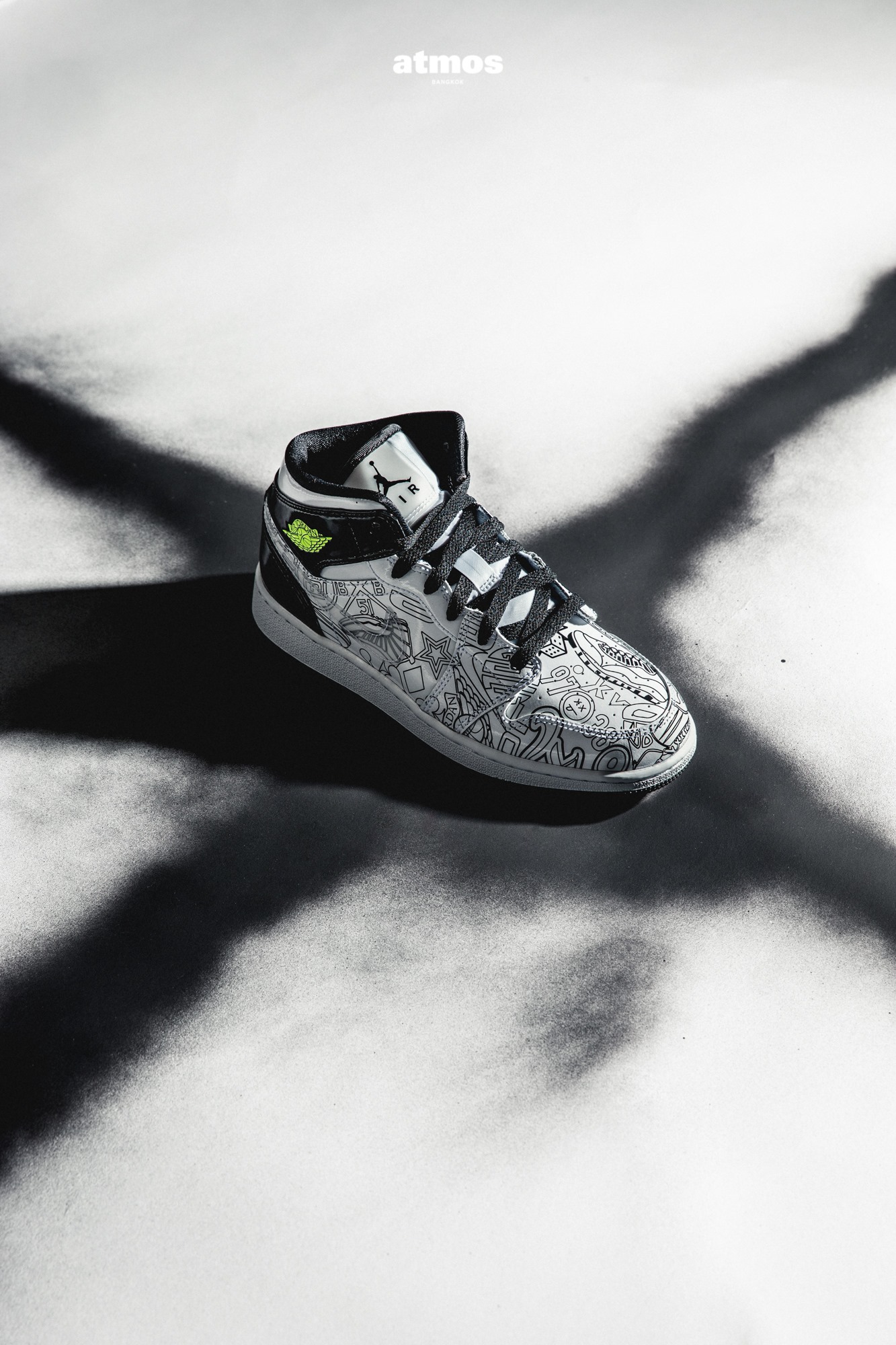 แนะนำ NIKE AIR JORDAN 1 MID SE (GS) สนีกเกอร์ทรงในตำนาน สำหรับเด็ก