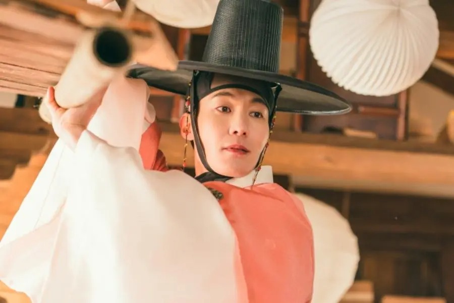 จางรยอลเปิดใจ! รับบทเพลย์บอยใน “The Scandal Of Chunhwa” เสน่ห์ของละครที่ไม่เหมือนใครและเบื้องหลังที่น่าสนใจ