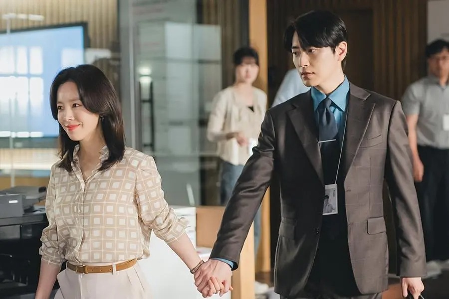 4 ครั้งที่ Lee Jun Hyuk และ Han Ji Min เติบโตและใกล้ชิดกันมากขึ้นในตอน 10-11 ของ "Love Scout"