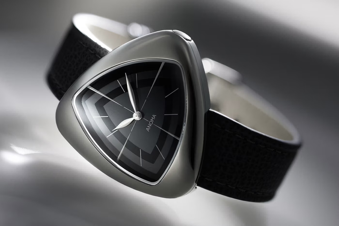 Anoma’s A1 Slate Watch: นาฬิกาสุดชิคหน้าปัดสีดำลักแคร์