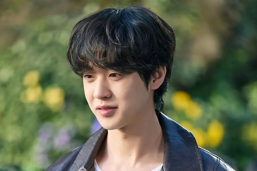 Kim Hyun Jin: ศิลปินปั้นดาวที่โดนใจ “Crushology 101” กับปฏิกิริยาไม่คาดคิดจาก Roh Jeong Eui