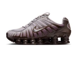 Nike Shox TL “Chocolate Raspberry” สีใหม่หวานซ่อนเท่ ใครชอบสายแฟต้องมี!