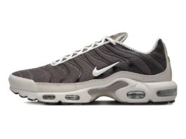 Nike Air Max Plus รุ่นใหม่ล่าสุดต้อนรับปีงู "Year of the Snake" ลายดุโดนใจสายสตรีท