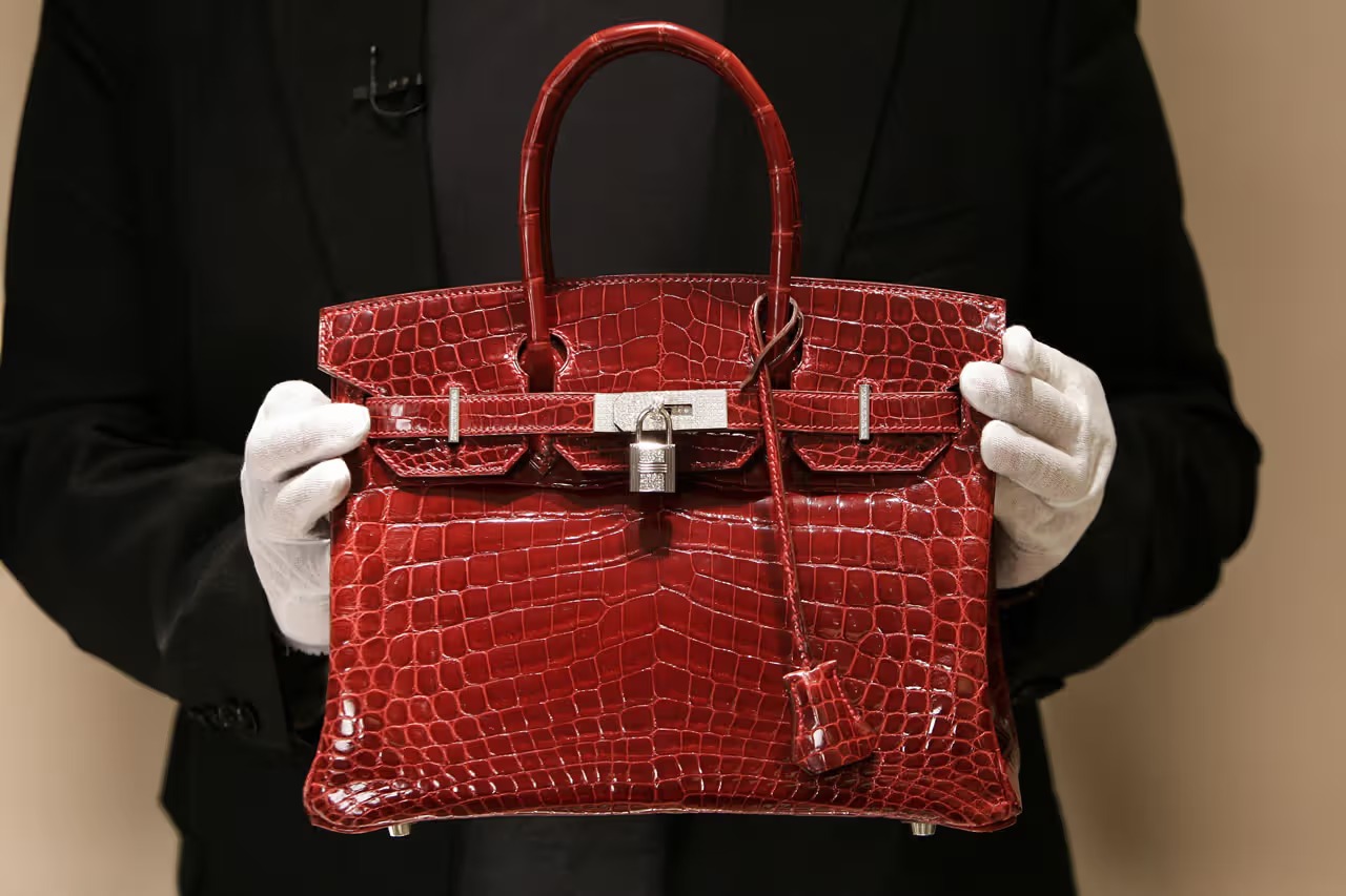 กระเป๋า Hermès ขึ้นราคาอีกแล้ว! เตรียมตัวรับมือก่อนราคาพุ่งยิ่งกว่านี้