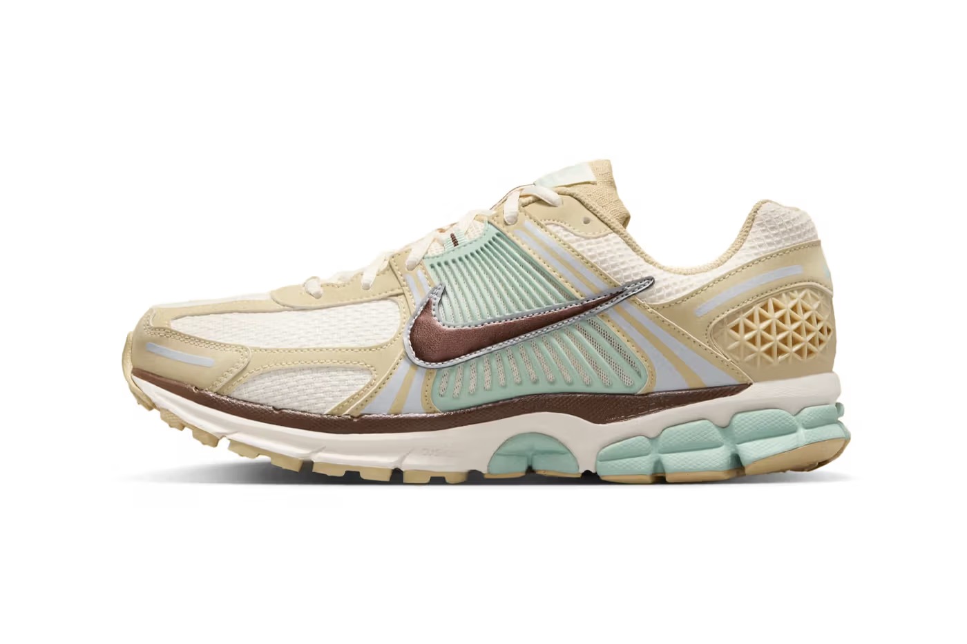 เปิดตัว Nike Zoom Vomero 5 สีใหม่ “Team Gold/Seafoam” วิ่งสบาย สไตล์เท่ๆ ที่ต้องมีไว้ครอบครอง